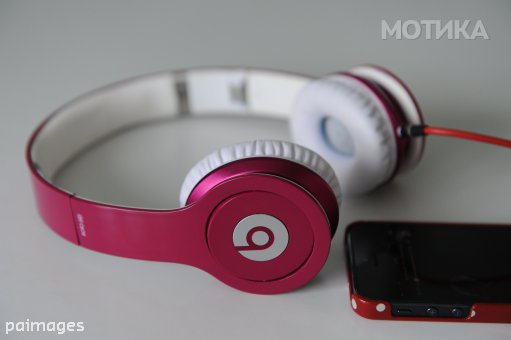 Apple buys Beats