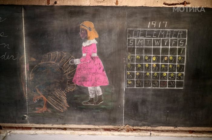 drawings_on_slate_blackboards_01