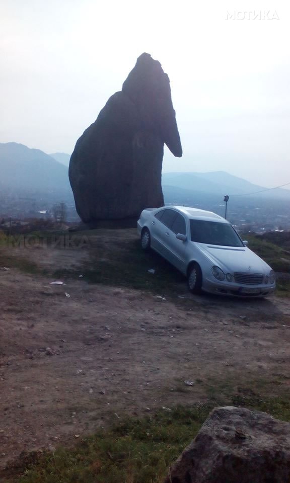 prilep-majmunsko-parkiranje (2)