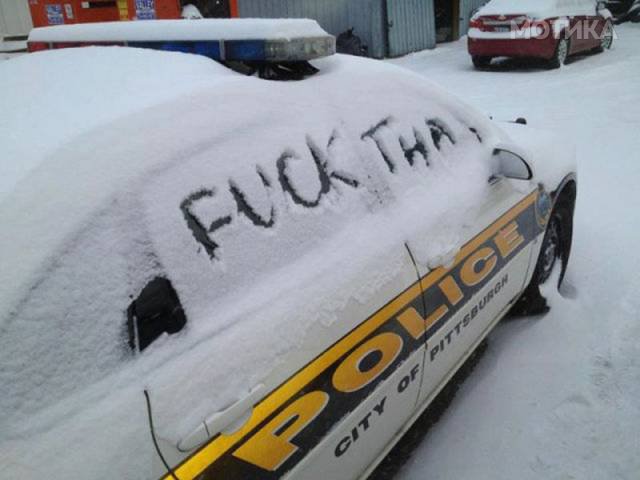 fck_the_police_640_02