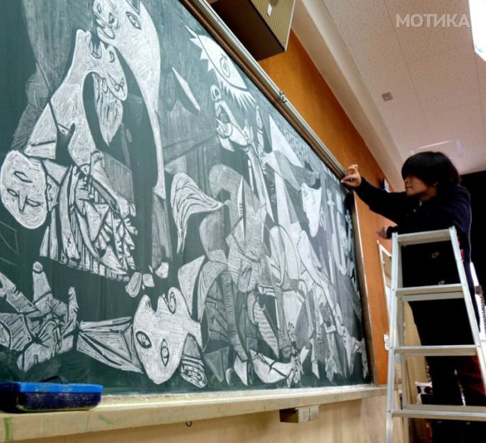 drawings_on_a_blackboard_12