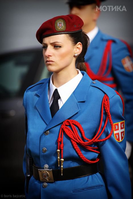 serbian_women_in_uniform_21