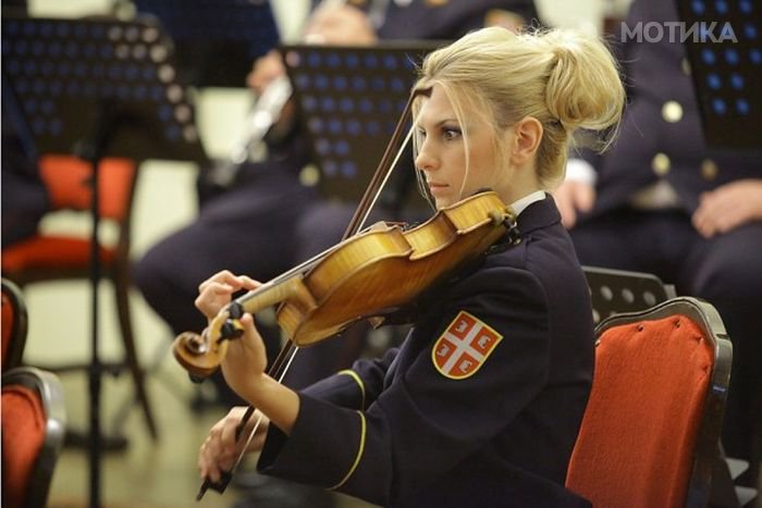 serbian_women_in_uniform_22