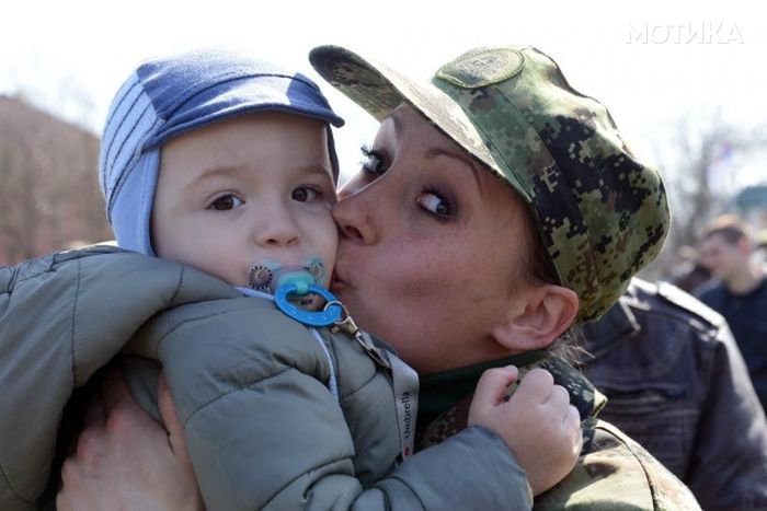 serbian_women_in_uniform_30